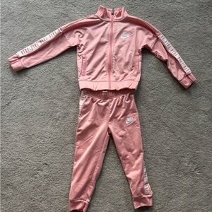 3T Toddler Nike Girls Pink Sweatsuit